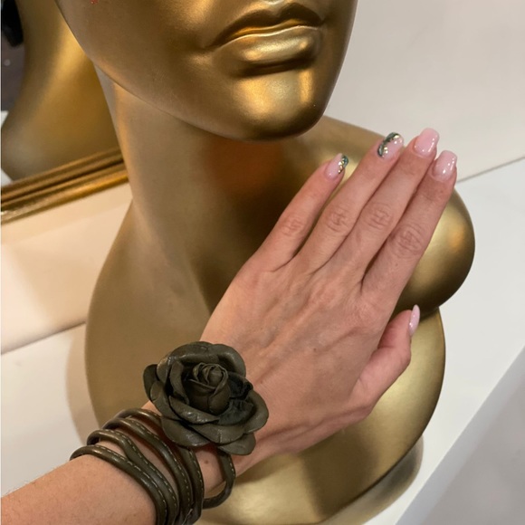 Choker Large flower rose Colette Malouf leather Necklace hairband bracelet - Picture 8 of 10